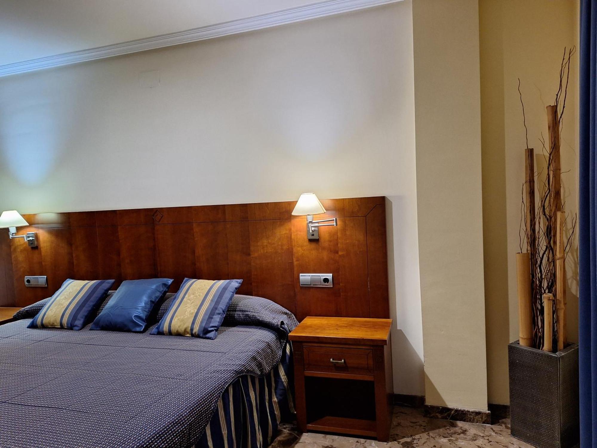 Live Apartment Cazorla